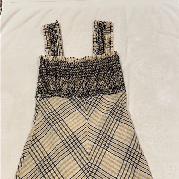 GANNI Shirred checked cotton-blend seersucker maxi dress - Picture 5 of 6